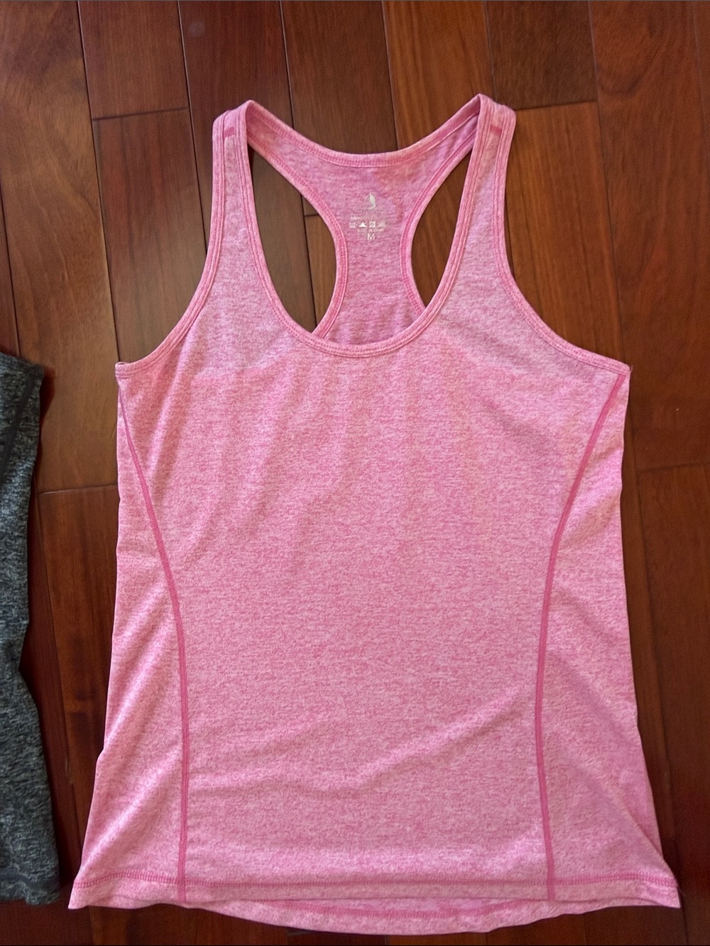 Performance Racerback Tank Top Set - Picture 4 of 9